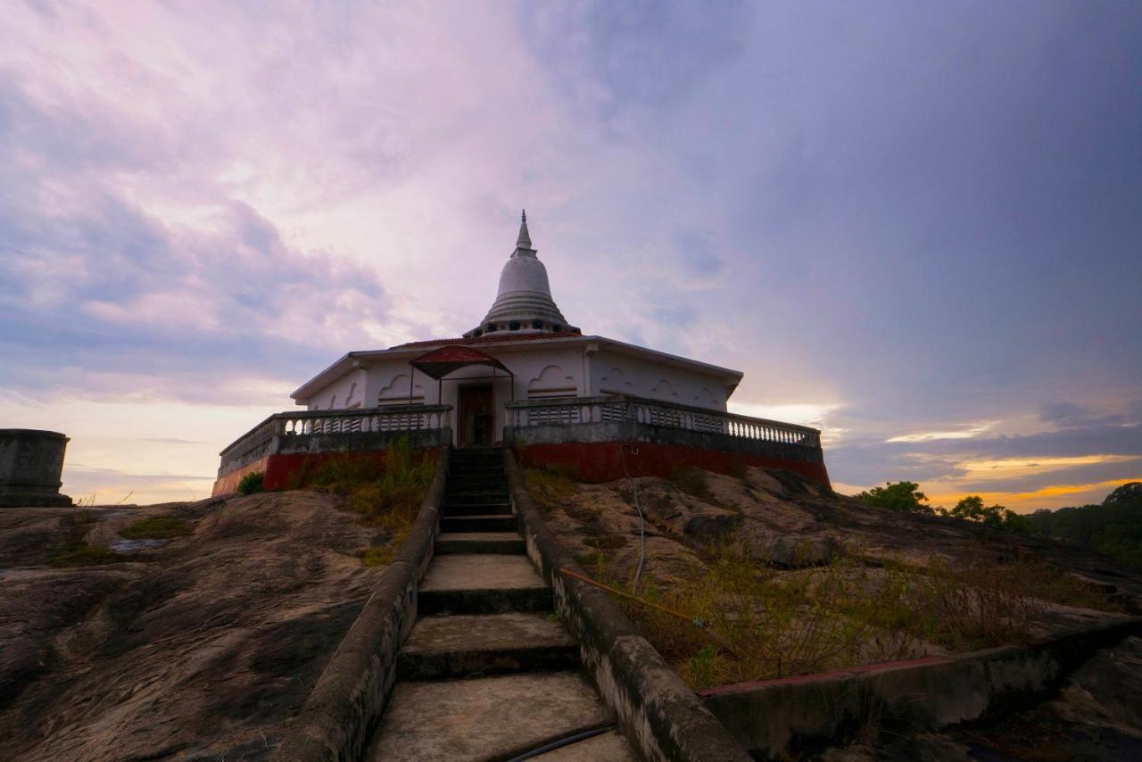 Ravana Garden Ambalantota Exterior photo